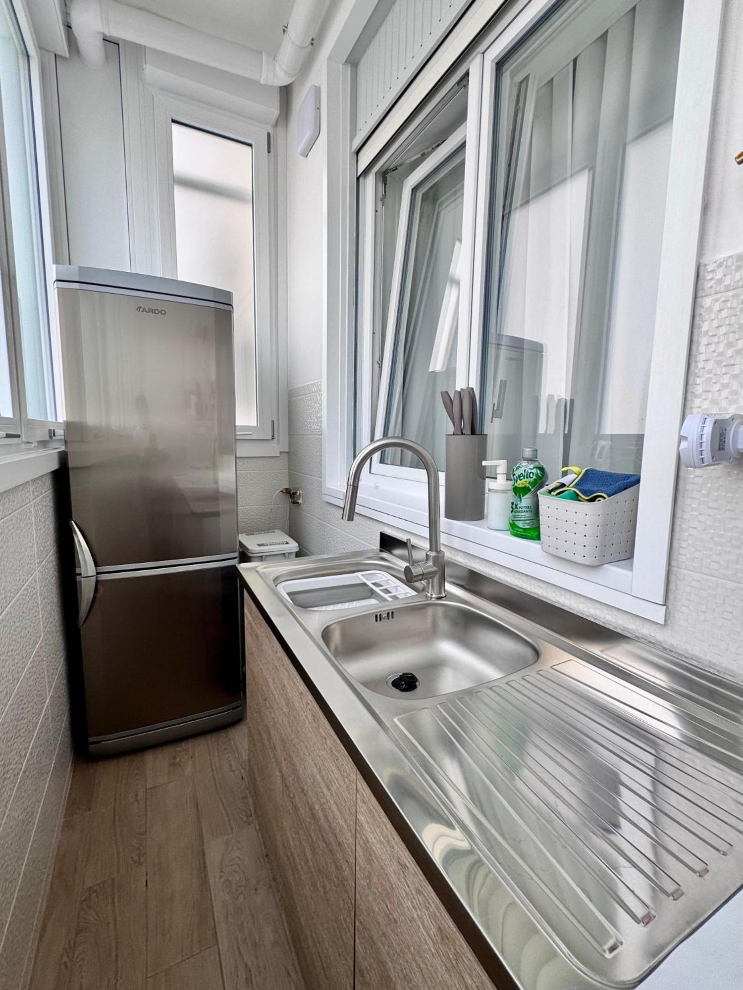Aliste Apartment Brindisi Bagian luar foto